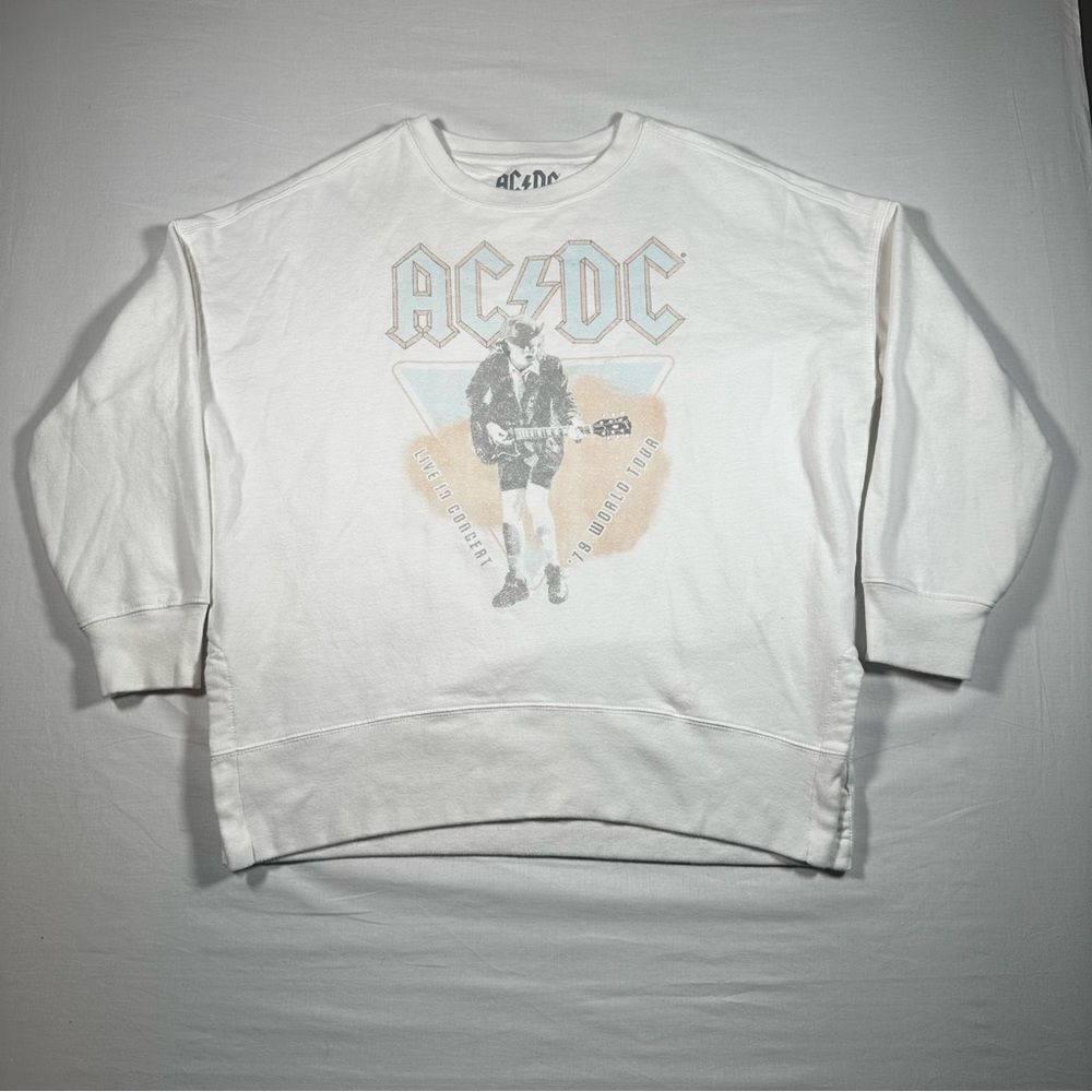 AC/DC Women's Med Fleece Lined Crewneck Band Graphic Print Sweatshirt White Y2K